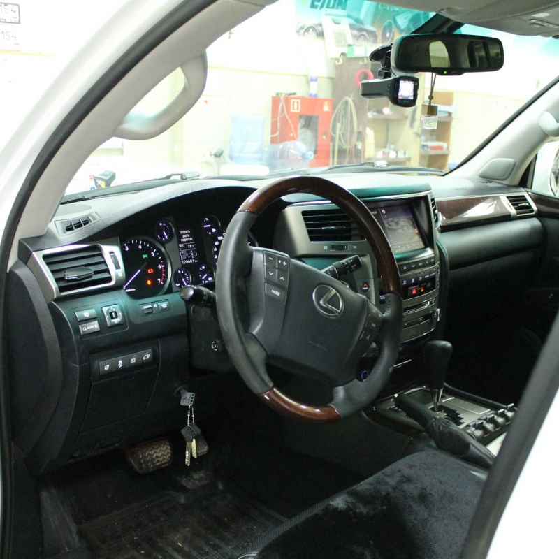 Lexus LX 570 Pandect BT 100. Dragon механический блокиратор рулевого вала, Видеорегистратор Sho-Me Combo №5 A12